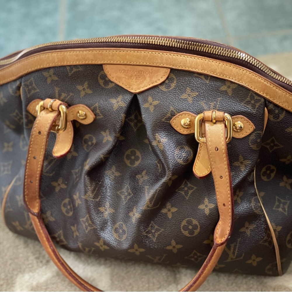 LV Tivoli GM Length: 13" (33 cm) · Height: 11.5" in GUC